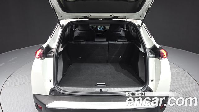 Peugeot 2008 2021