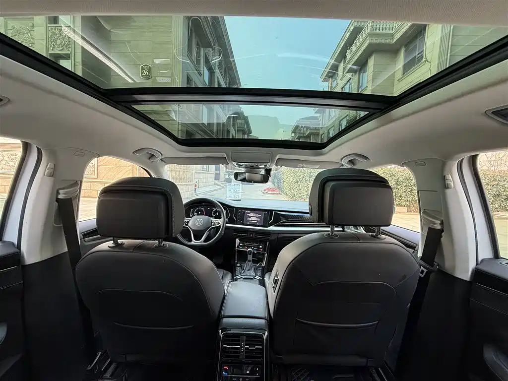 Volkswagen Passat 2023