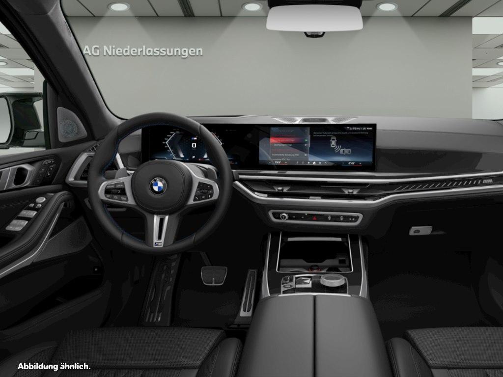 BMW X7 M60 2024