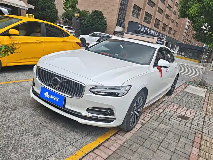 Volvo S90 2021