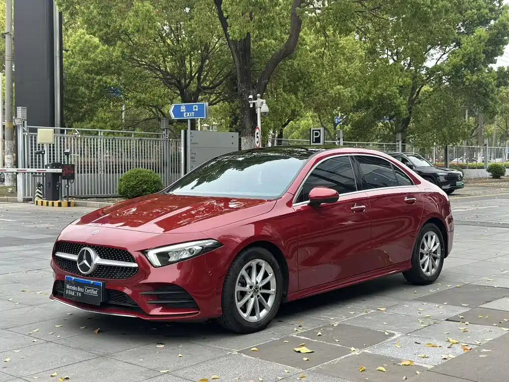 Mercedes-Benz A-Класс 2022