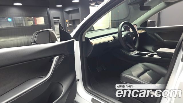 Tesla Model Y 2022