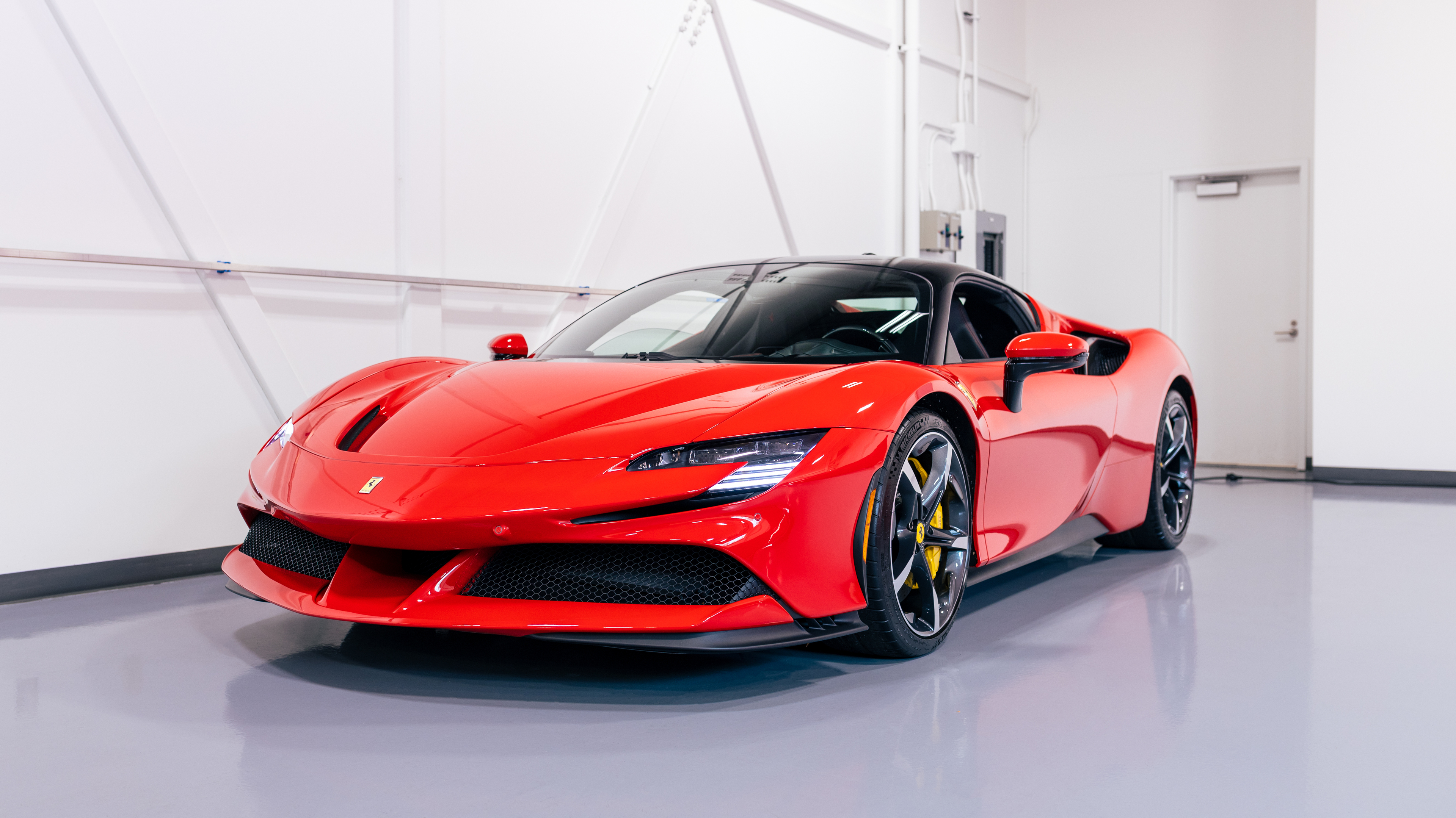 Ferrari SF90 2021