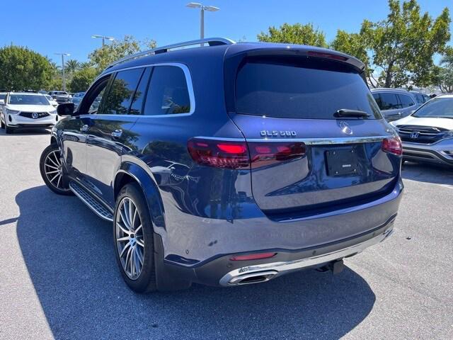 Mercedes-Benz GLS 580 2024