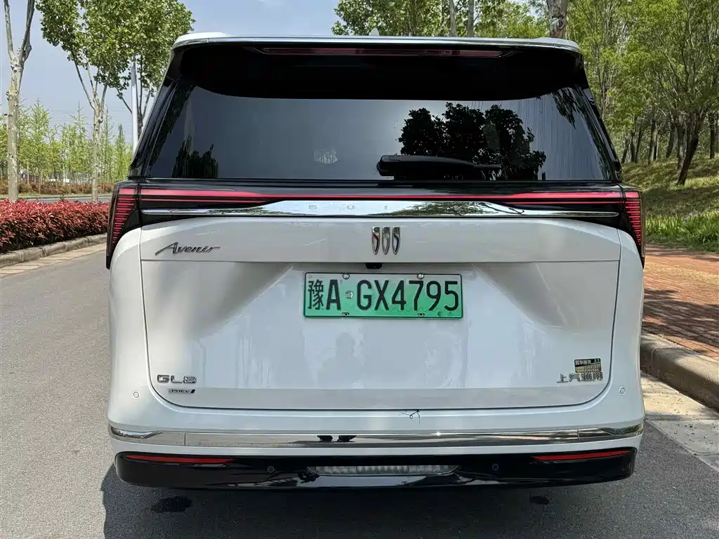 Buick GL8 2024