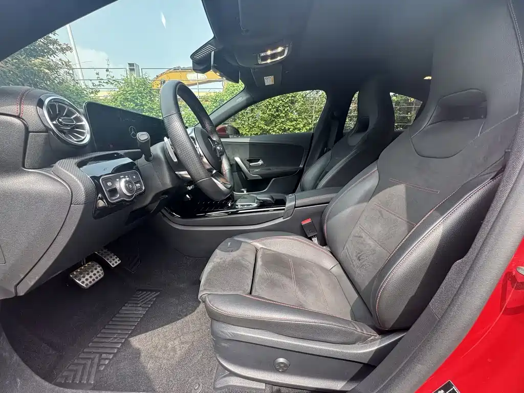 Mercedes-Benz CLA 2021