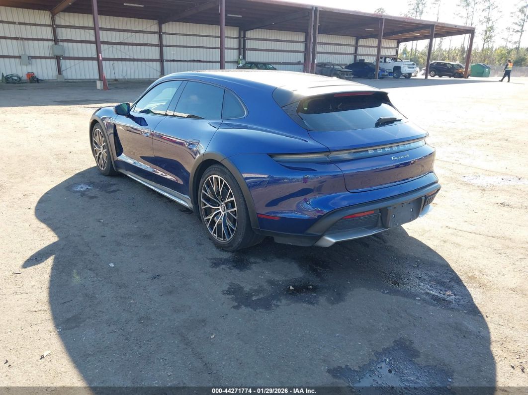Porsche Taycan 2022