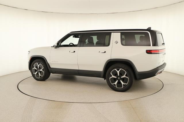 Rivian R1S 2024
