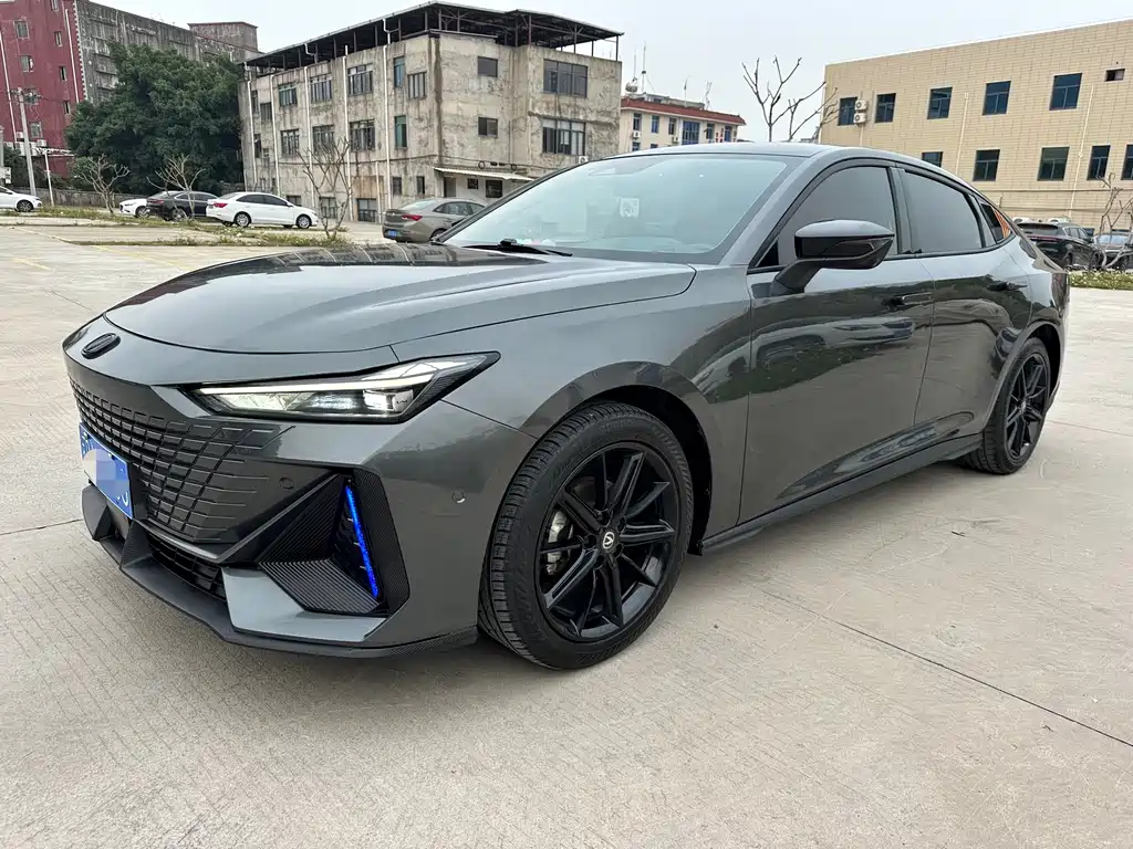 Changan UNI-V 2022