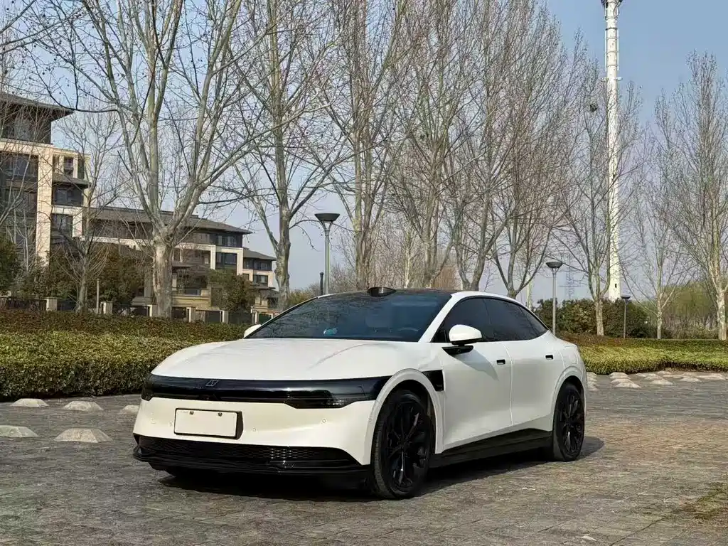 Zeekr 007 2024
