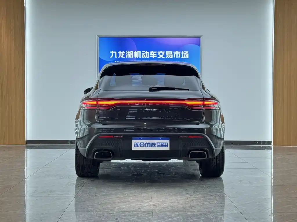 Porsche Macan 2022