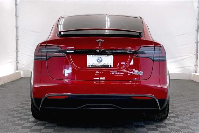 Tesla Model X 2022