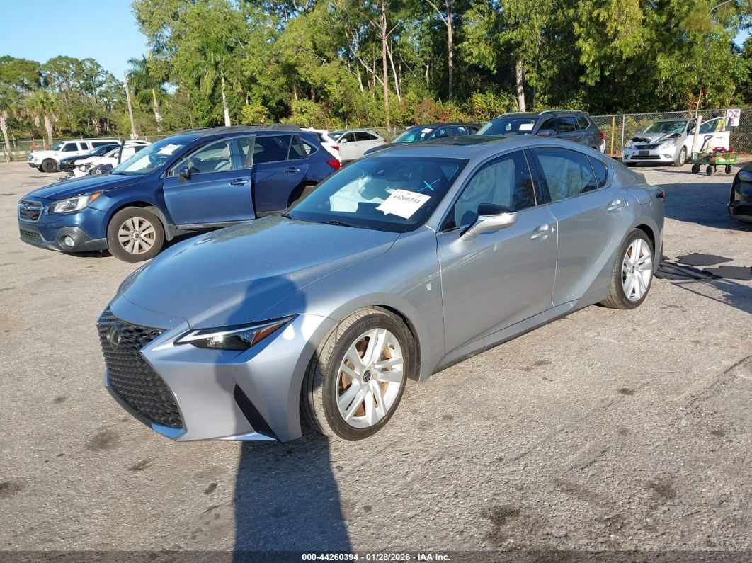 Lexus IS 300 2023