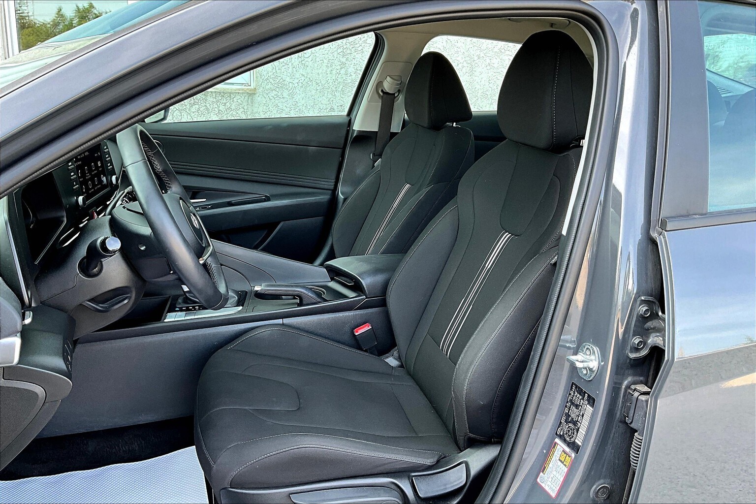 Hyundai Elantra 2024