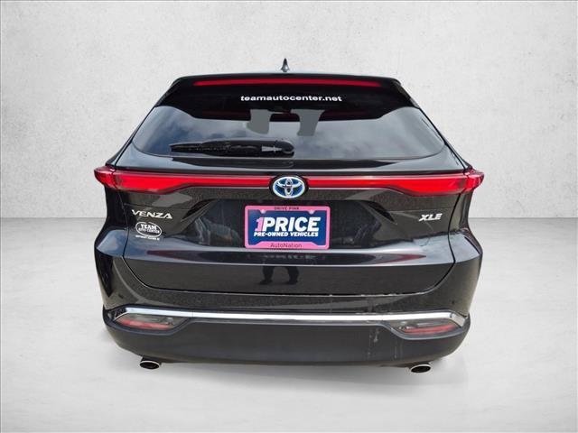 Toyota Venza 2023