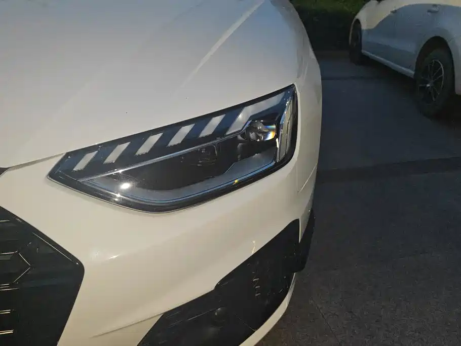 Audi A4 2022