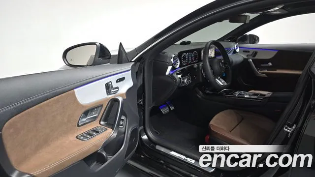 Mercedes-Benz CLA 2025