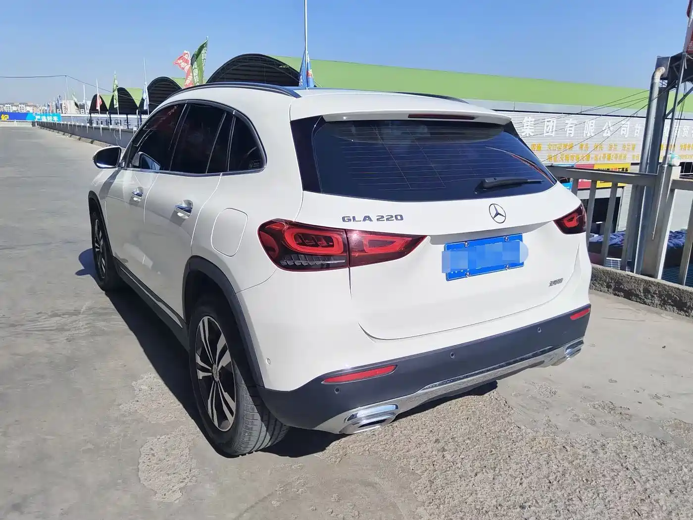 Mercedes-Benz GLA 2023