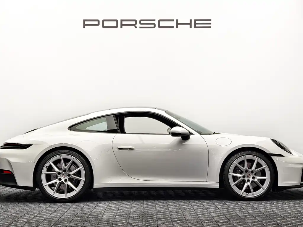 Porsche 911 2025