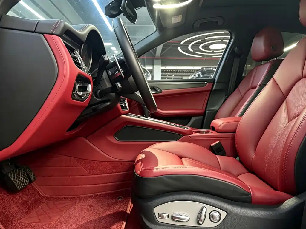 Porsche Macan 2022