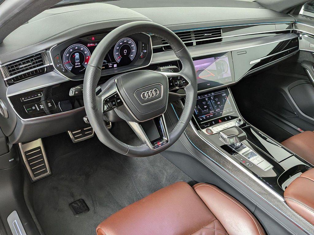 Audi S8 2023