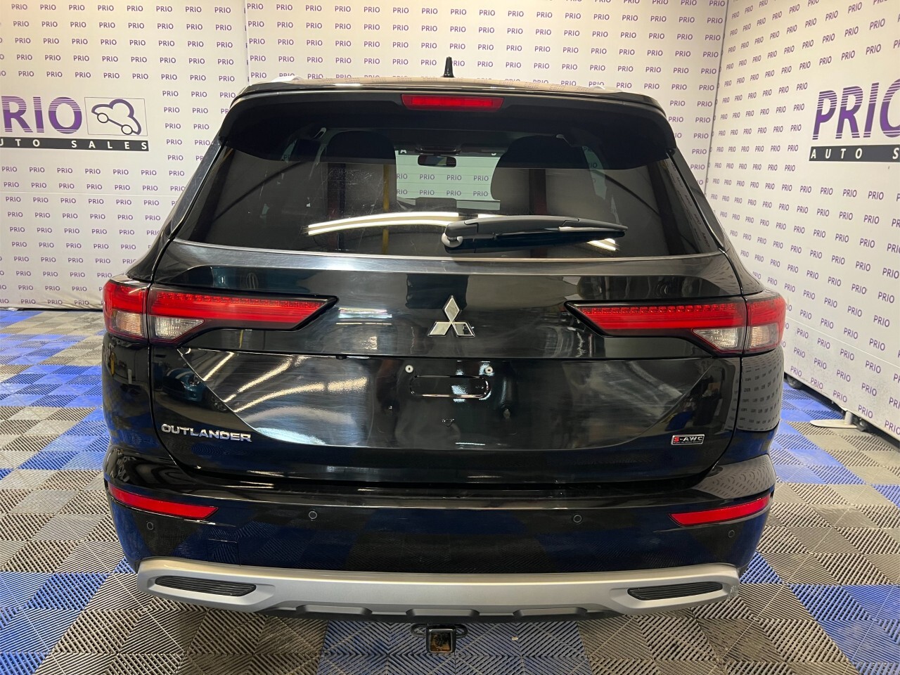 Mitsubishi Outlander 2023