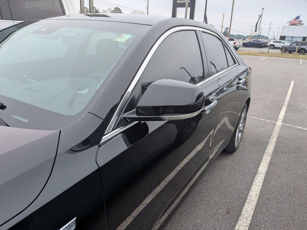 Cadillac CT4 2021