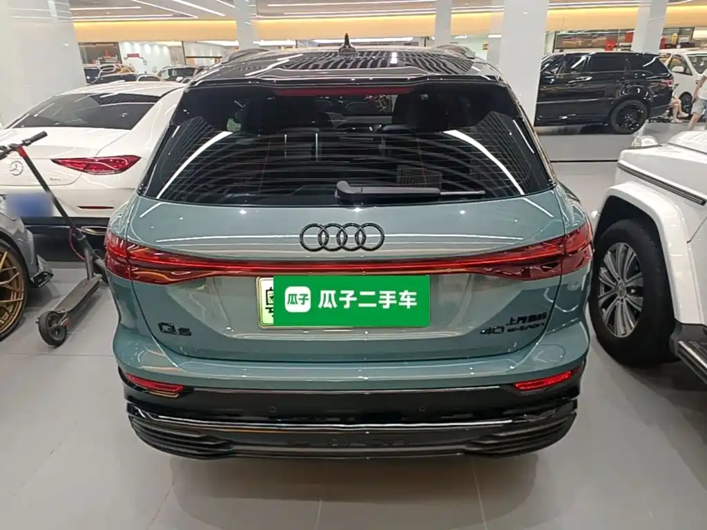 Audi Q5 e-tron 2024