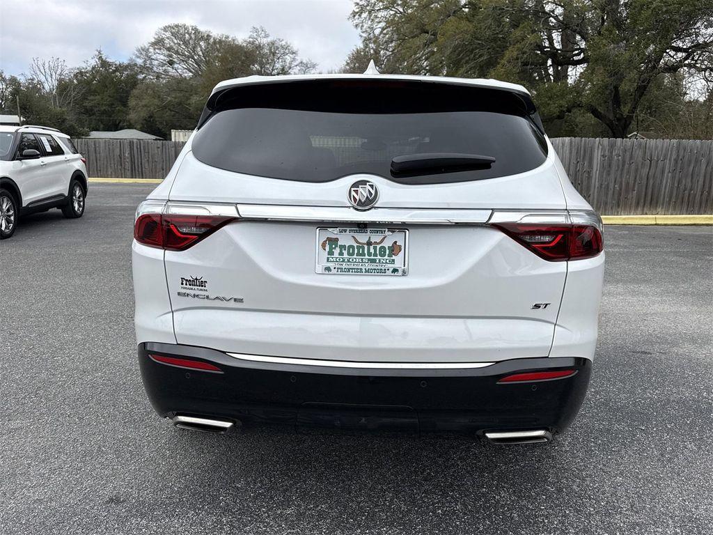 Buick Enclave 2023