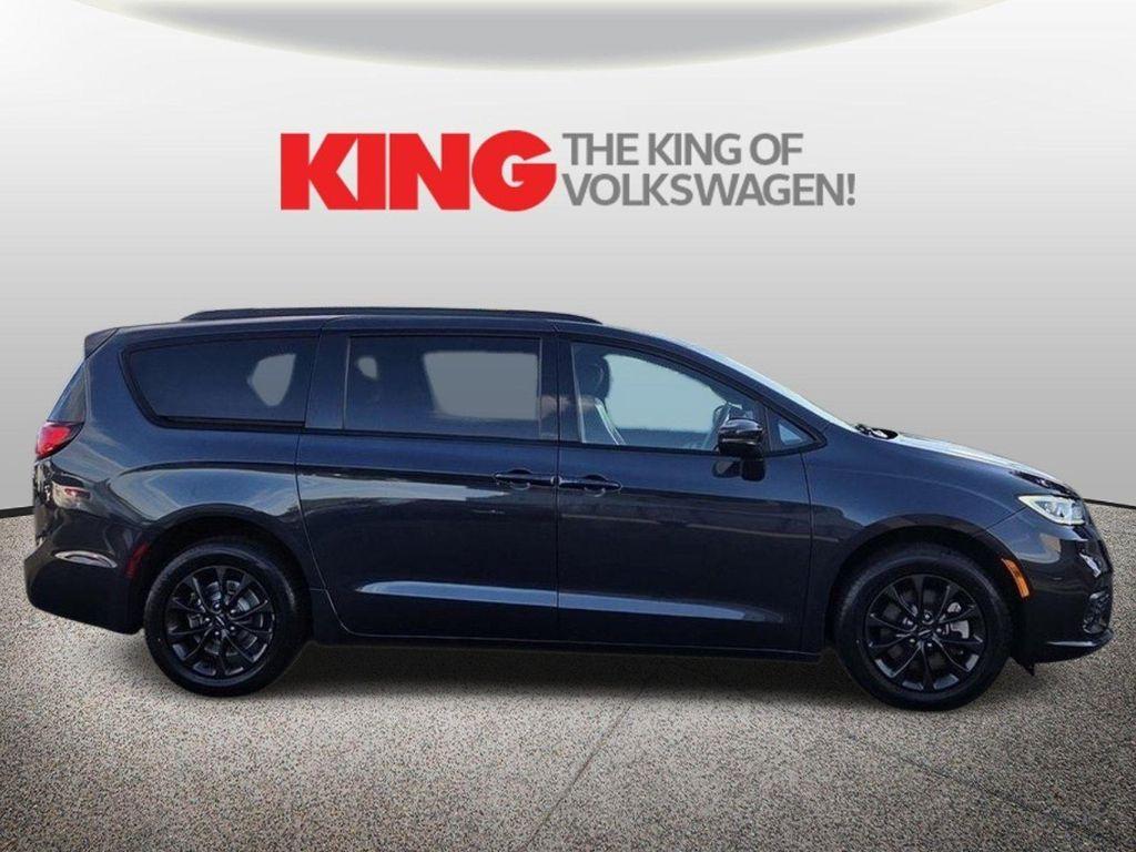 Chrysler Pacifica 2021