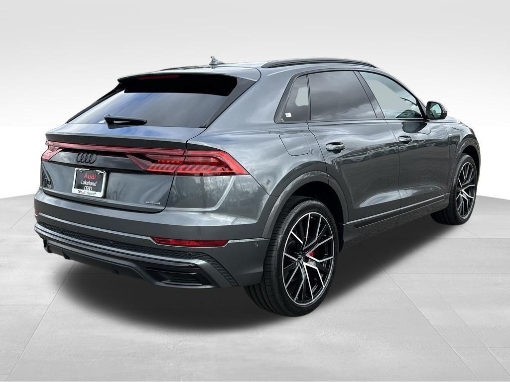 Audi Q8 2023