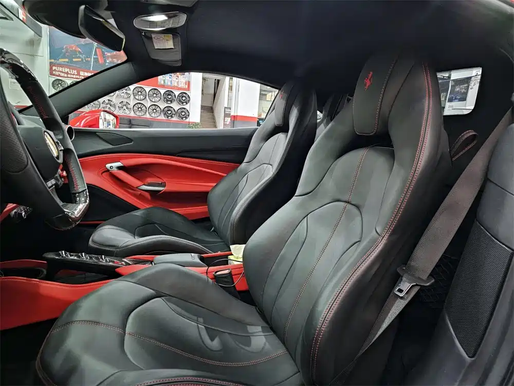 Ferrari F8 2022