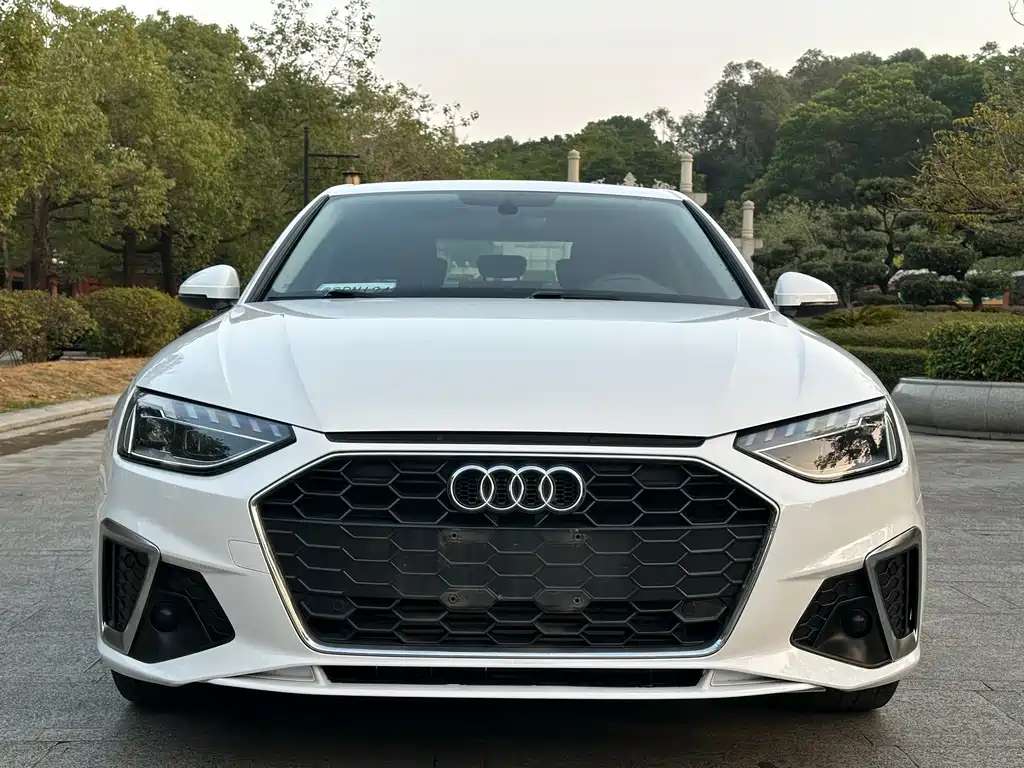 Audi A4 2022