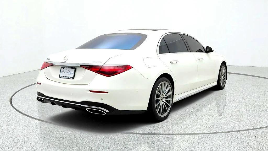 Mercedes-Benz S-Класс 2022