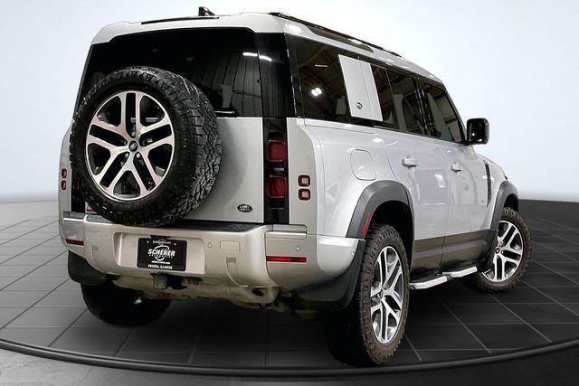 Land Rover Defender 2022
