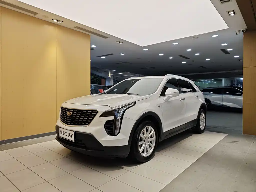 Cadillac XT4 2021