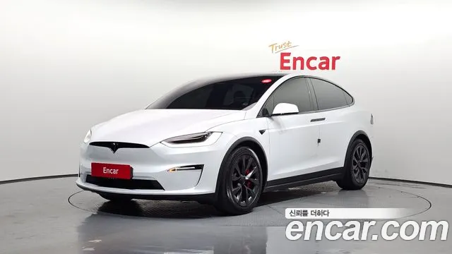 Tesla Model X 2023