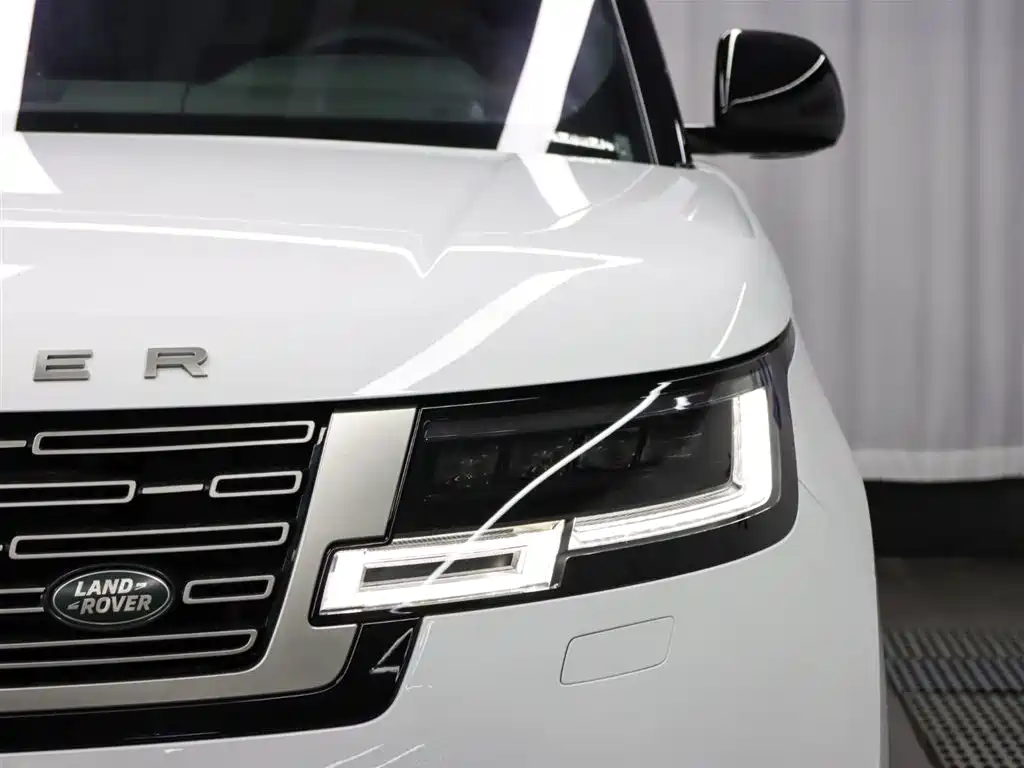 Land Rover Range Rover 2025