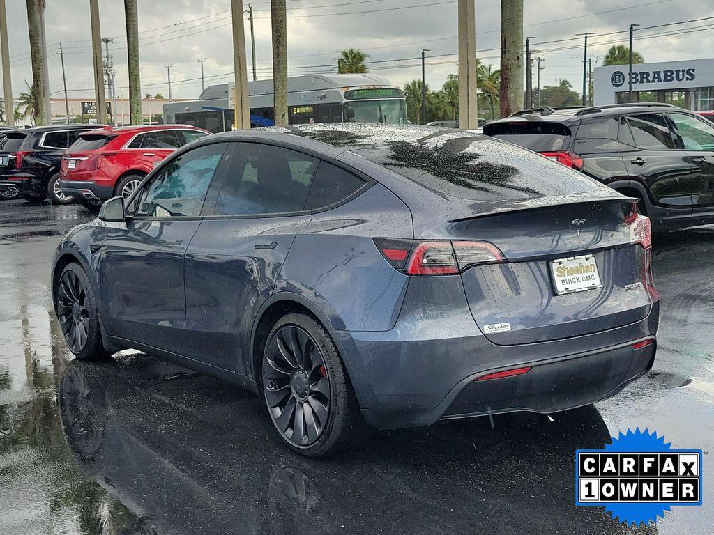 Tesla Model Y 2022