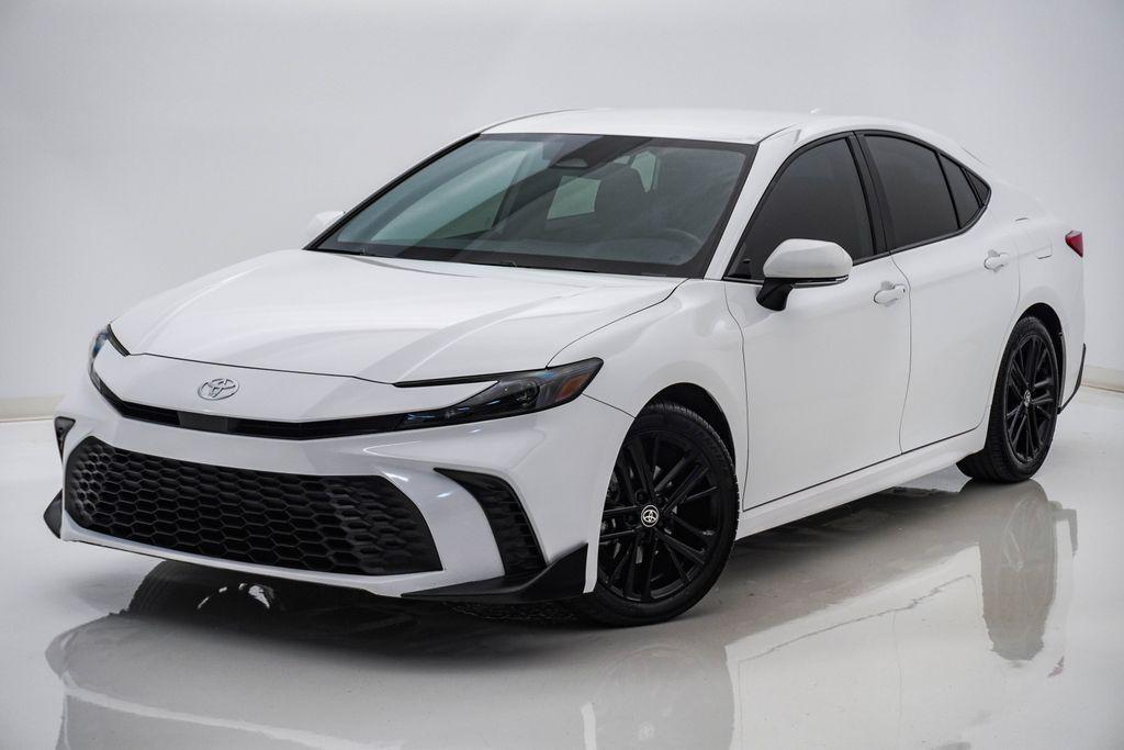 Toyota Camry 2025