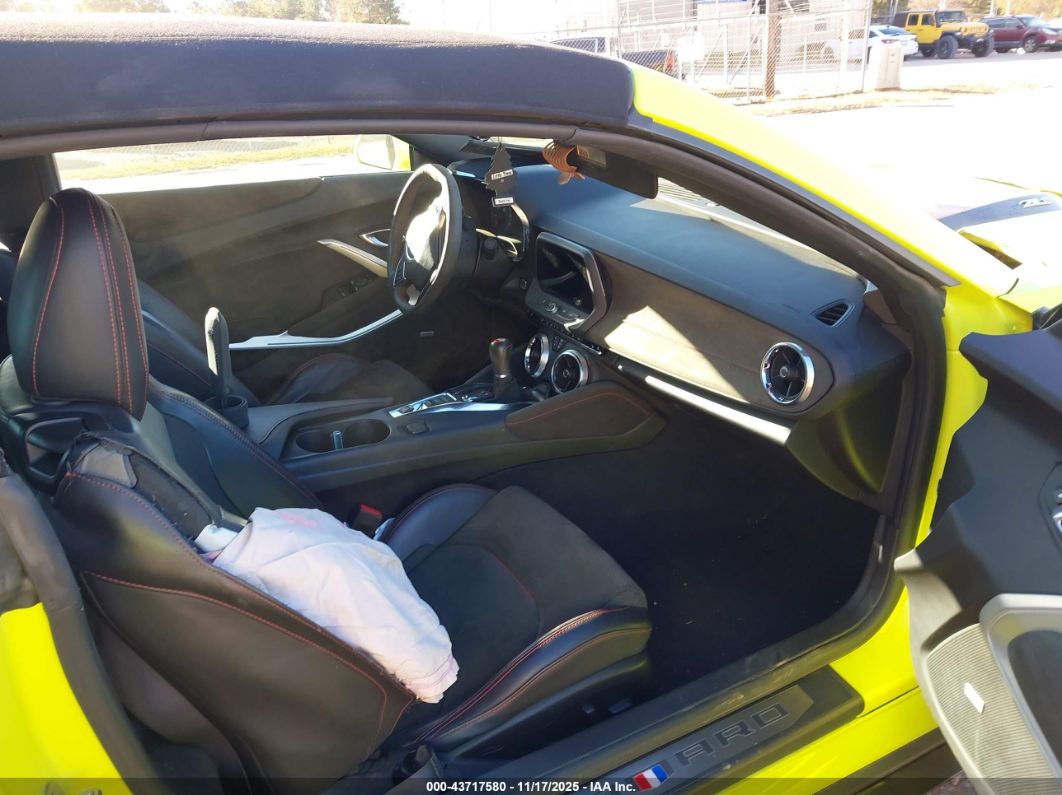 Chevrolet Camaro 2020