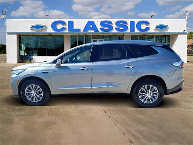 Buick Enclave 2023
