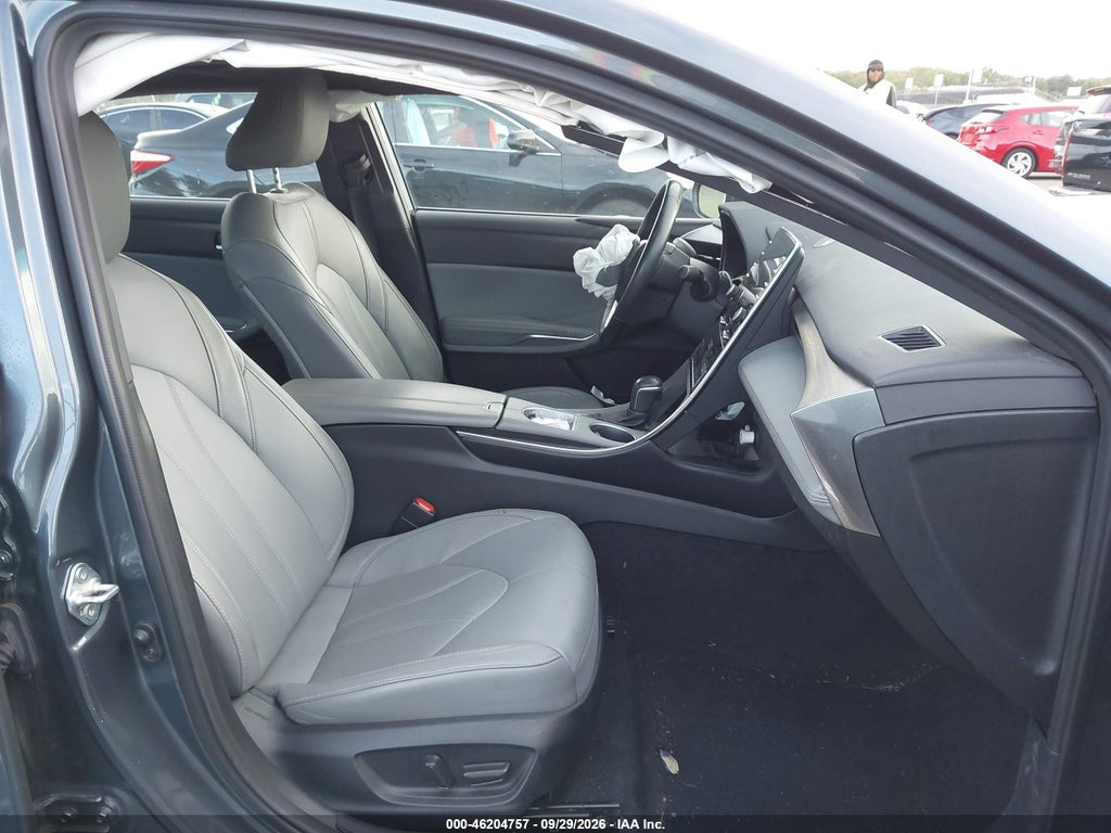 Toyota Avalon 2022