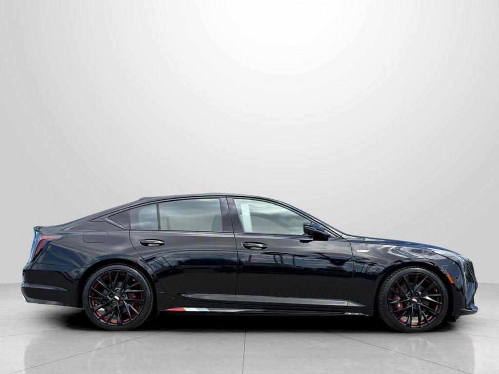 Cadillac CT5-V 2026