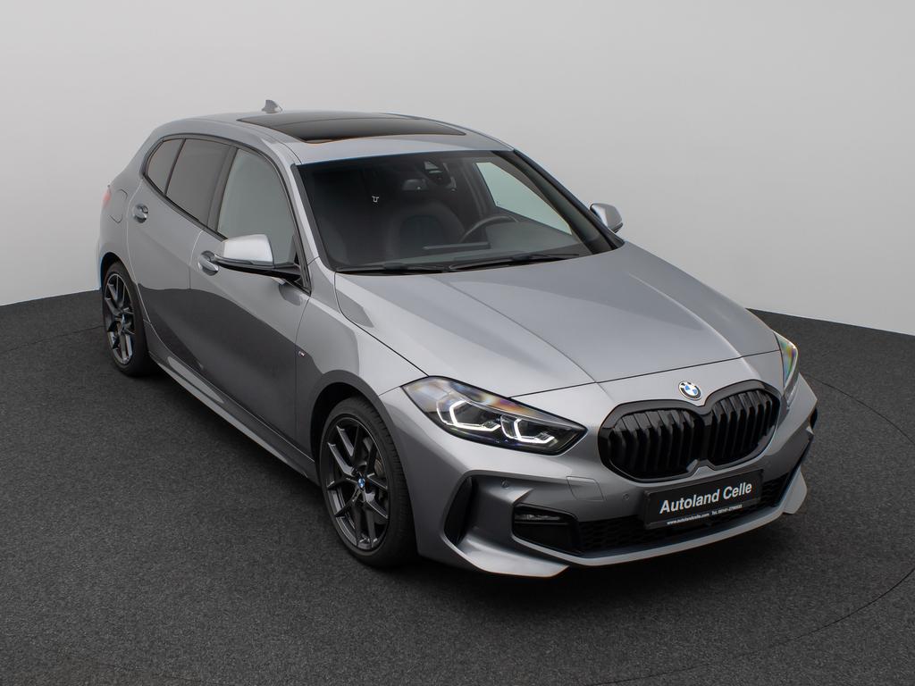BMW 120 2022