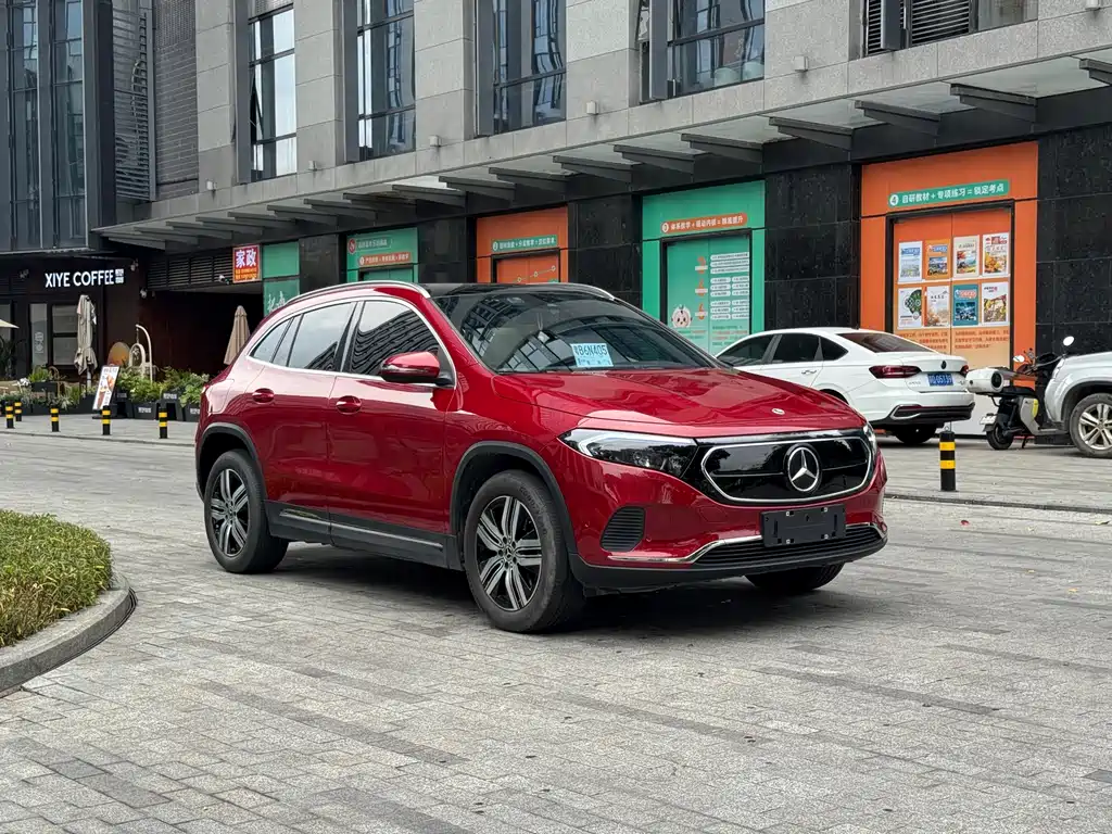 Mercedes-Benz EQA 2022