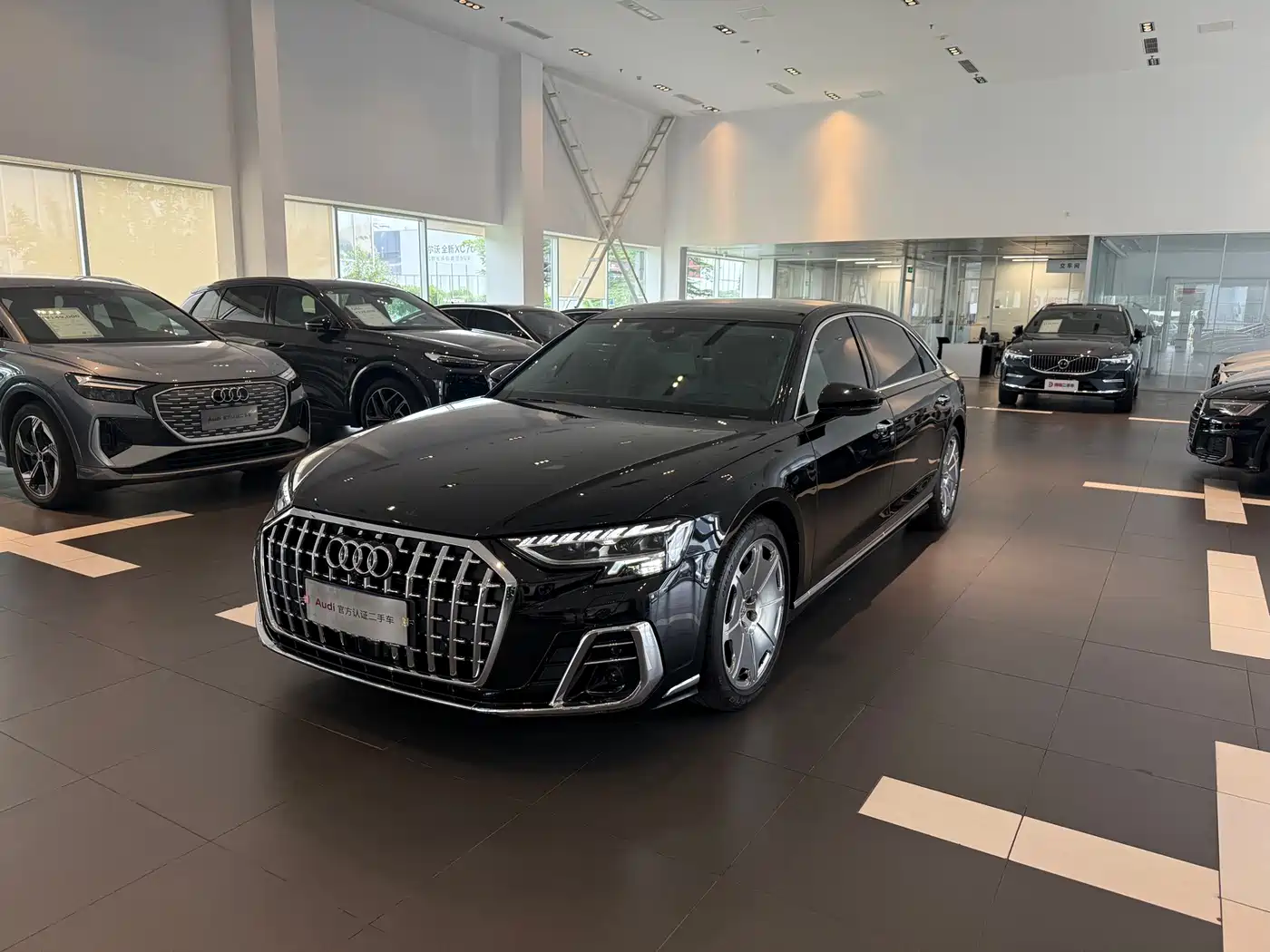 Audi A8 2023