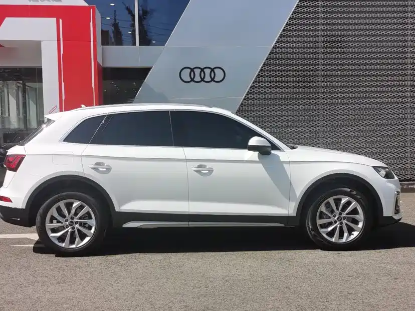 Audi Q5 2024
