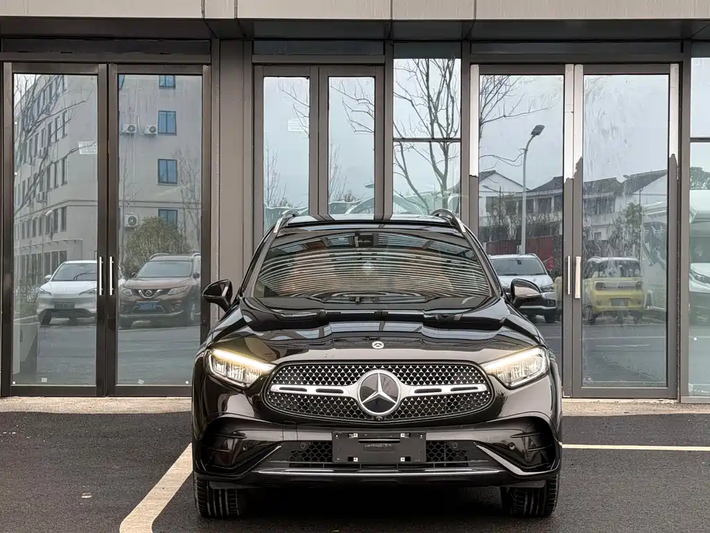 Mercedes-Benz GLC 2024