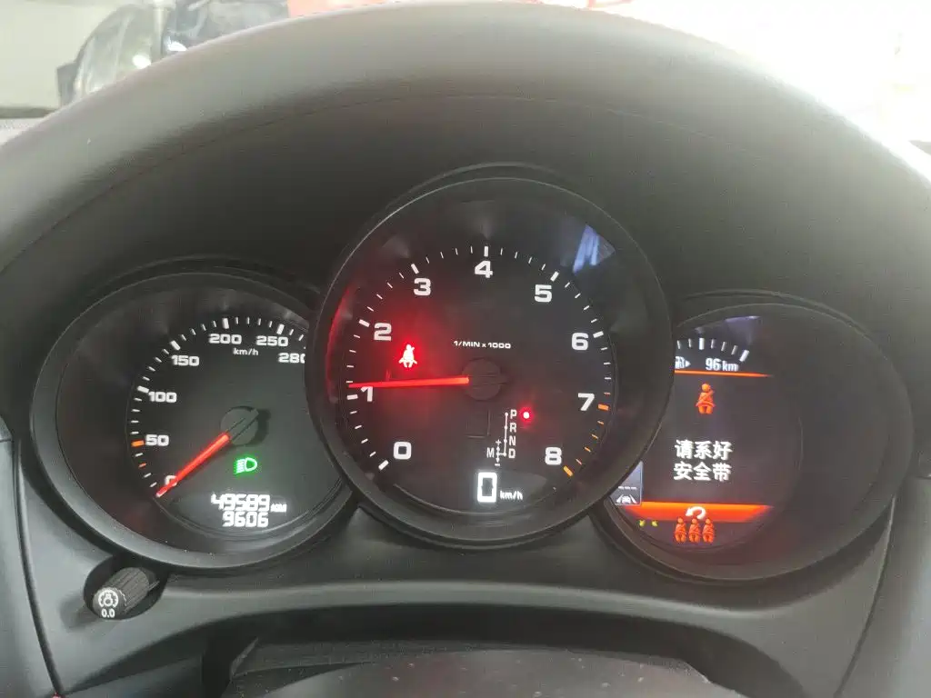 Porsche Macan 2021